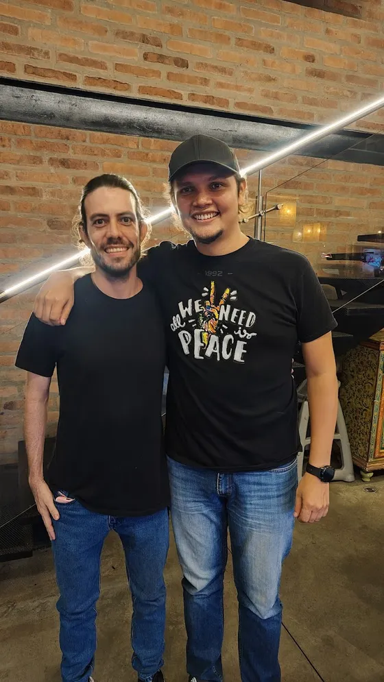 Foto con la comunidad tomada el 24 de mayo de 2024