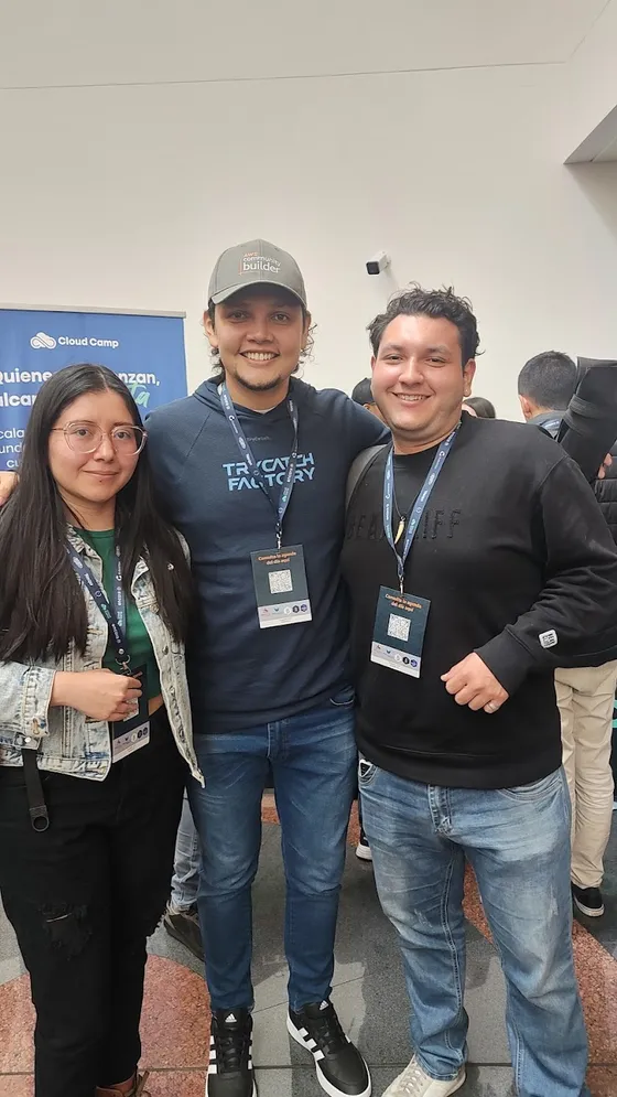 Foto con la comunidad tomada el 24 de agosto de 2024
