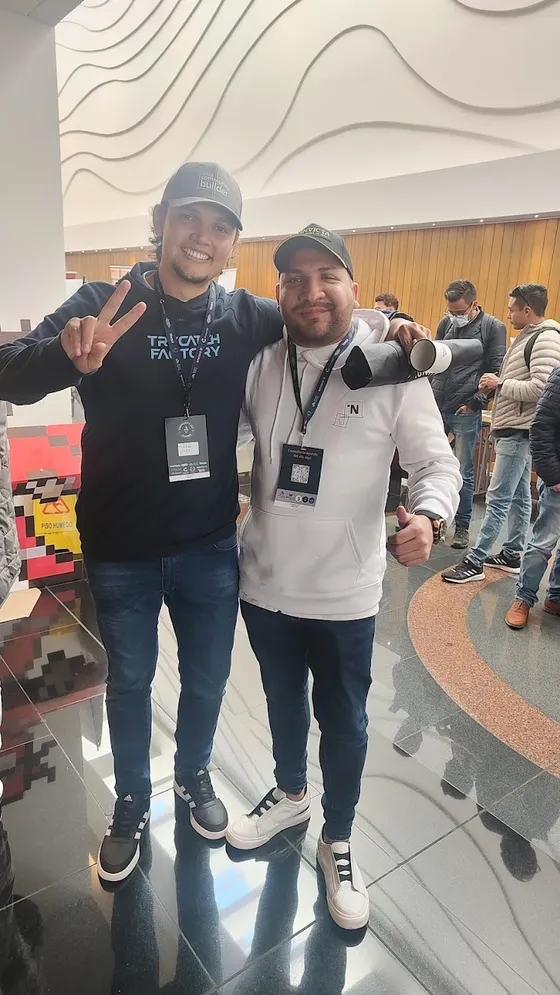 Foto con la comunidad tomada el 24 de agosto de 2024