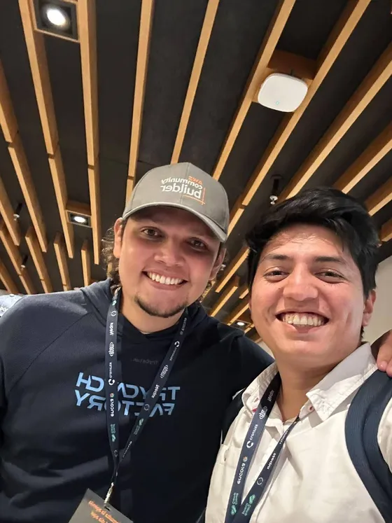 Foto con la comunidad tomada el 25 de agosto de 2024