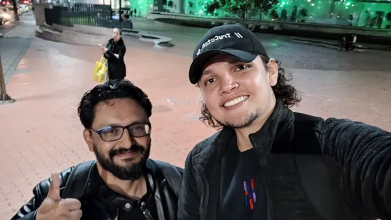 Foto con la comunidad tomada el 24 de abril de 2025