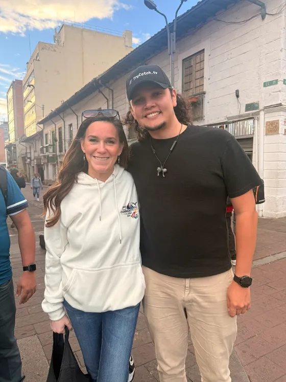 Foto con la comunidad tomada el 24 de mayo de 2026