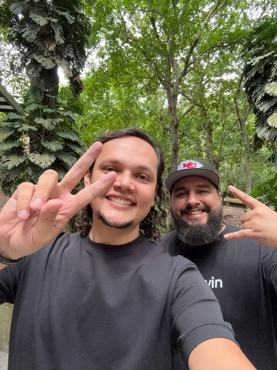 Foto con la comunidad tomada el 20 de junio de 2026