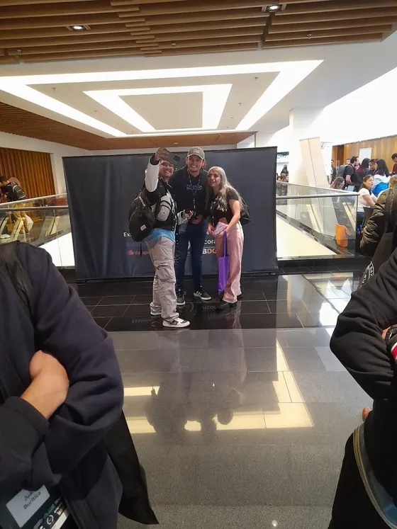 Foto con la comunidad tomada el 25 de agosto de 2024